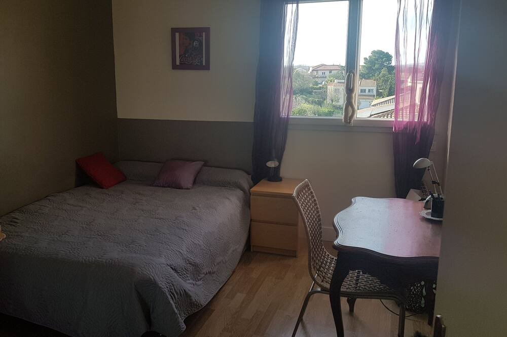 Photo of Bedroom in Saint-Jean-de-Vedas