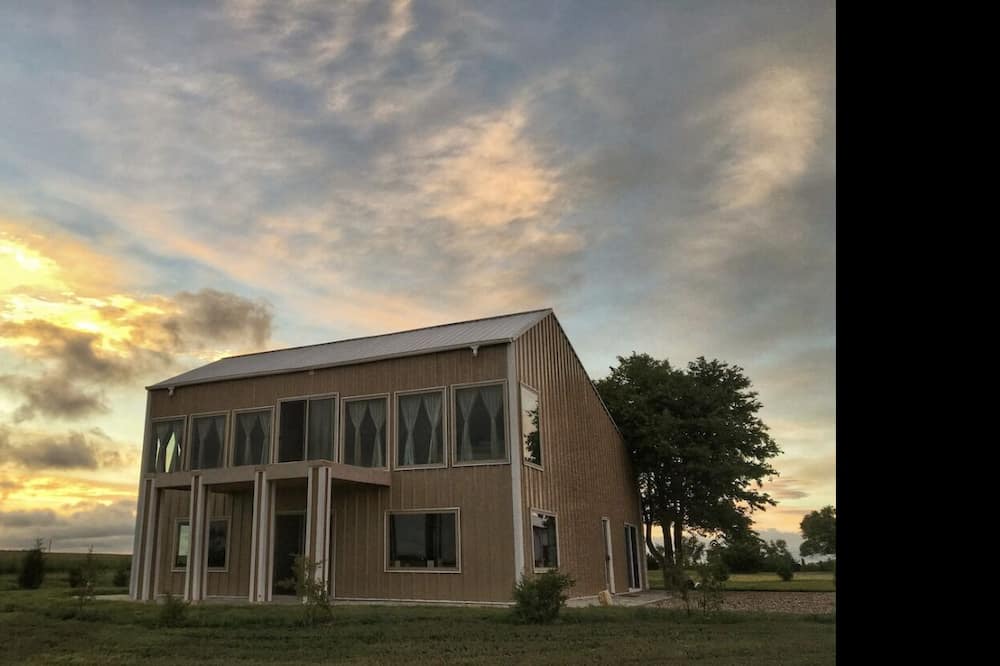 Photo of Outdoor in Colby