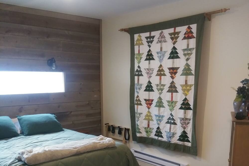 Photo of Bedroom in Skaneateles