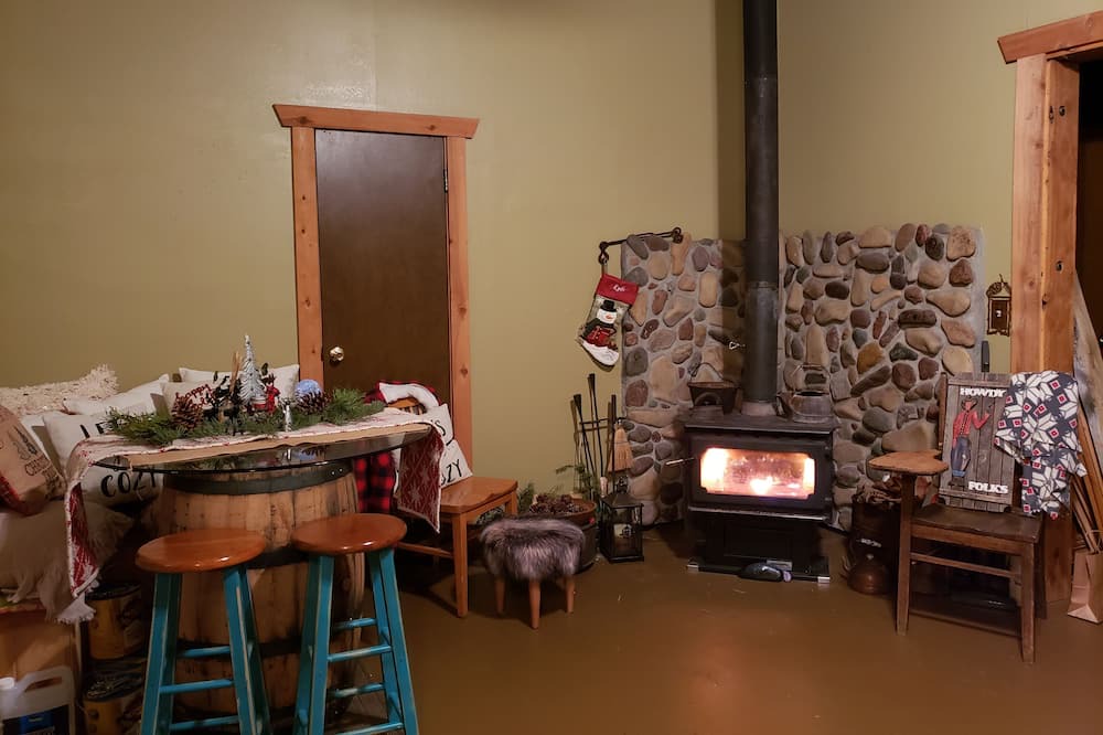 Photo of Livingroom in Lakeview