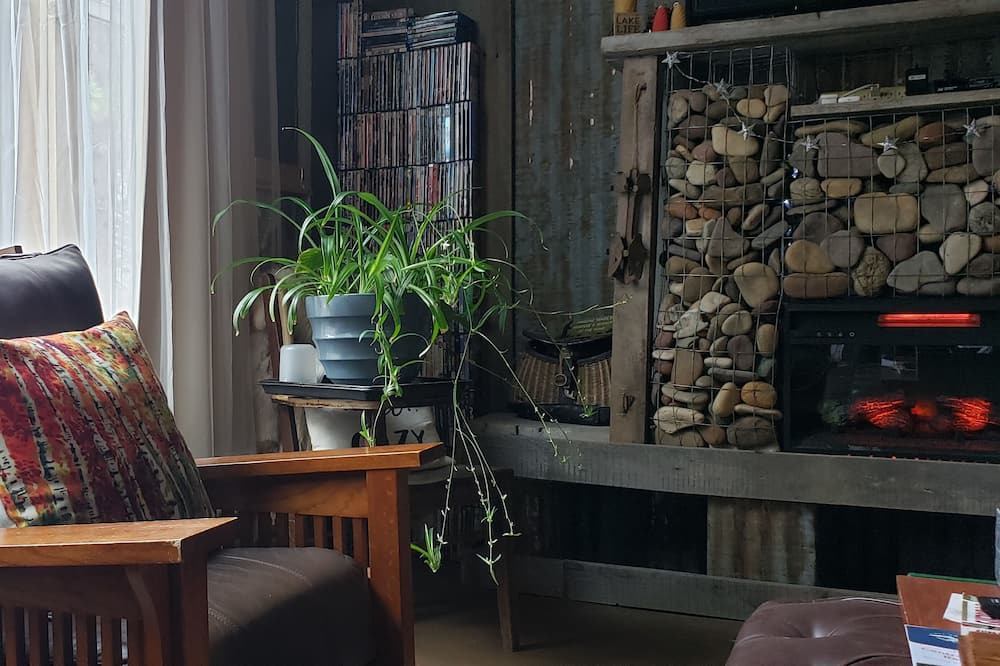 Photo of Livingroom in Lakeview