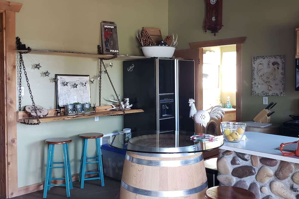 Photo of Kitchen in Lakeview