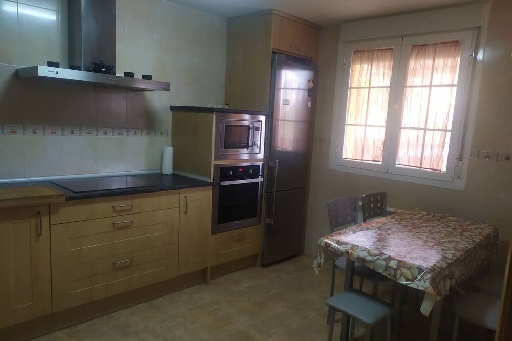 Photo of Kitchen in Fuentiduena de Tajo