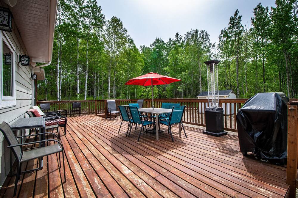 Photo of Patio Balcony in Wasagaming