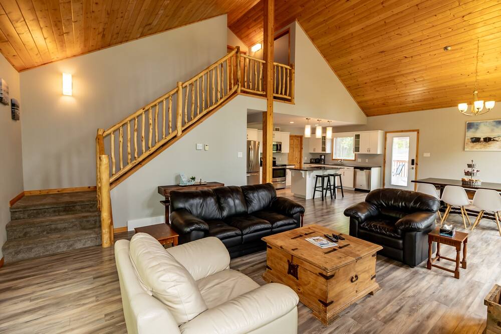 Photo of Livingroom in Wasagaming