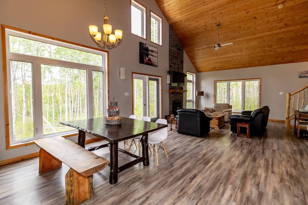 Photo of Livingroom in Wasagaming