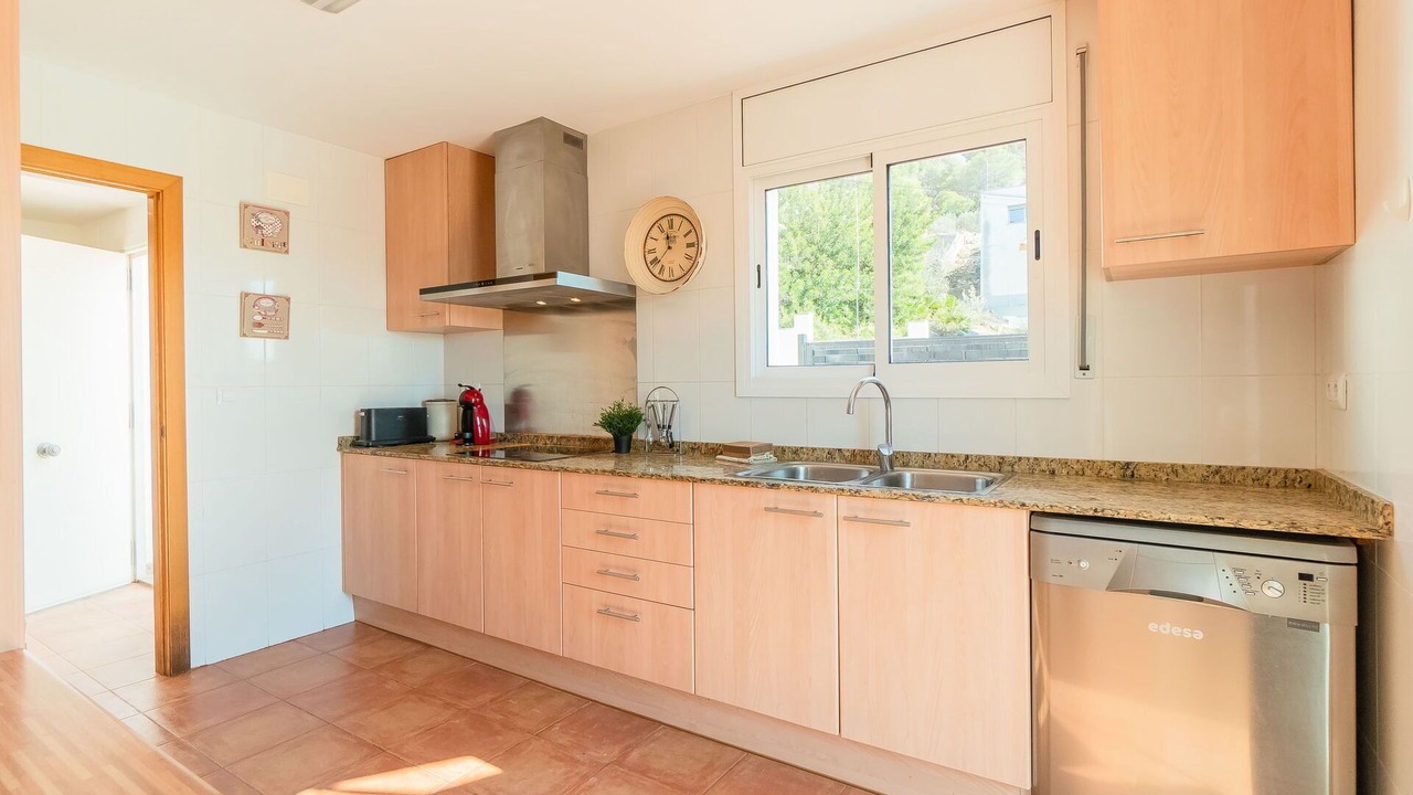 Photo of Kitchen in Roda de Bara
