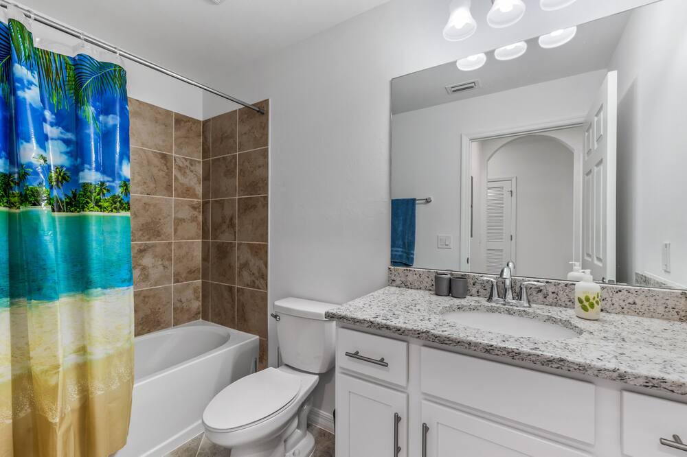 Photo of Bathroom in Biggar