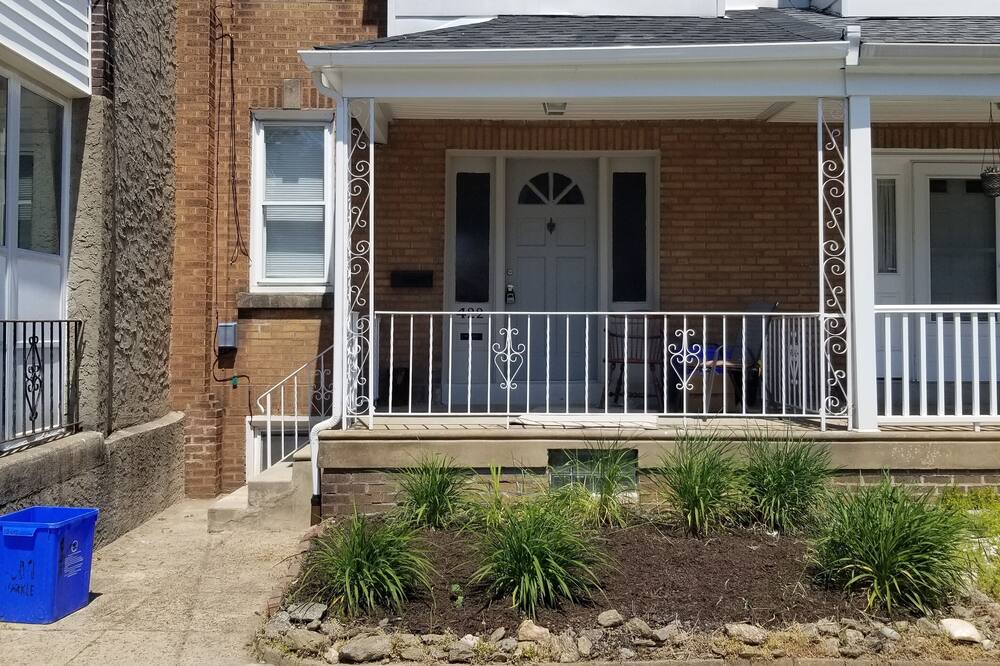 Photo of Outdoor in Roxborough-Manayunk