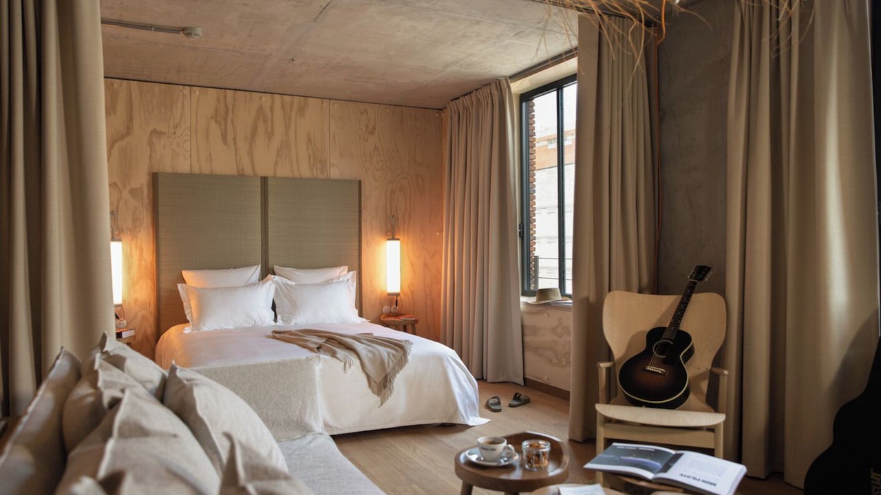 Photo of Bedroom in Les Puces de Saint-Ouen