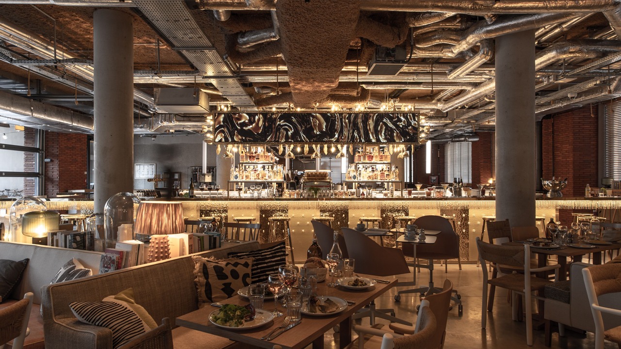 Photo of Others in Les Puces de Saint-Ouen