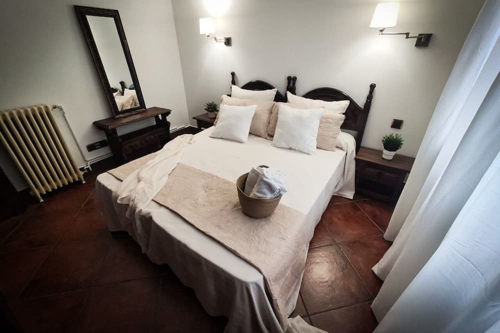 Photo of Bedroom in San Lorenzo de El Escorial