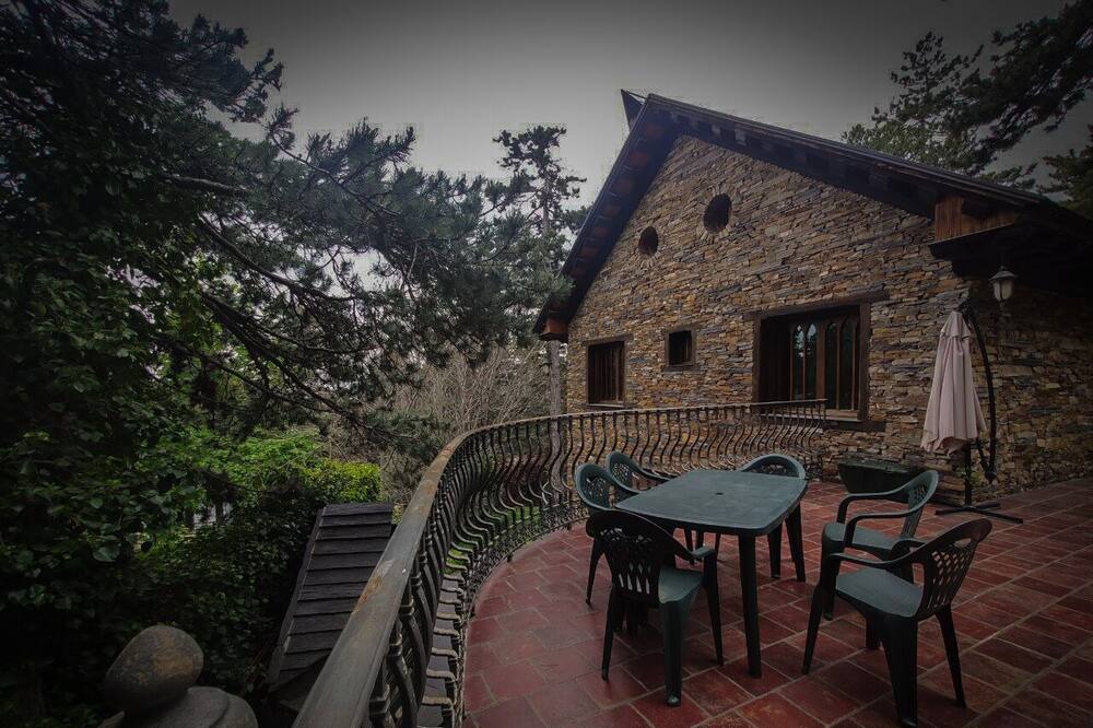 Photo of Patio Balcony in San Lorenzo de El Escorial
