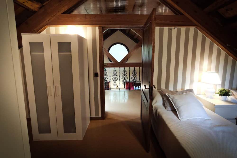 Photo of Bedroom in San Lorenzo de El Escorial