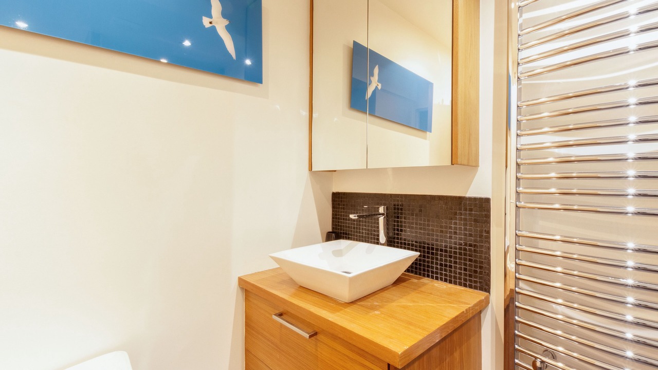 Photo of Bathroom in Notre-Dame-des-Champs