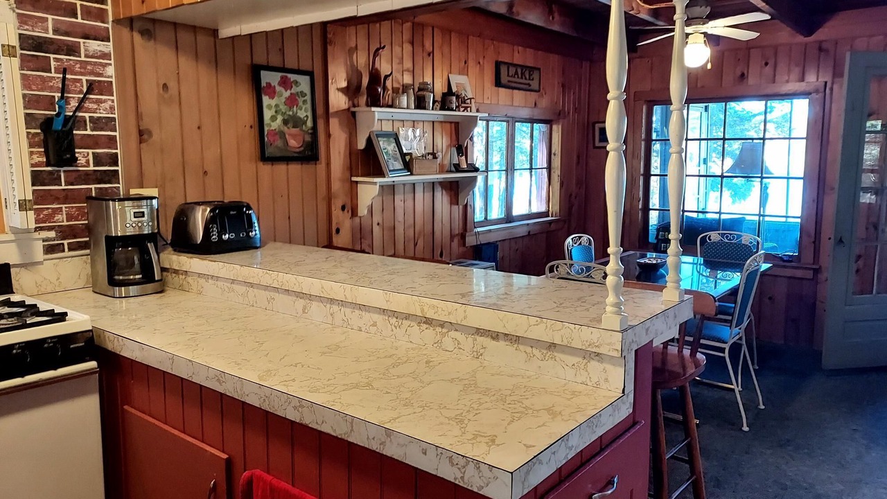 Photo of Kitchen in Burlington Flats