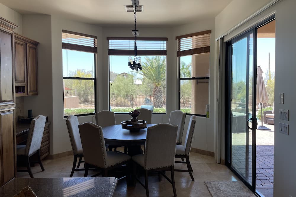 Photo of Kitchen in Desert View Village