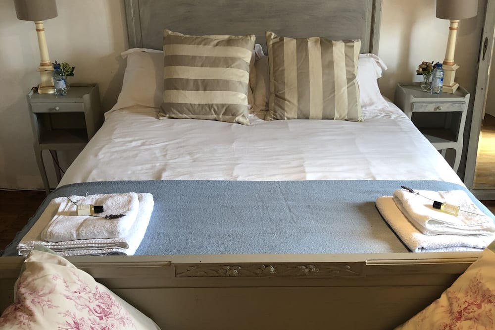 Photo of Bedroom in Massac