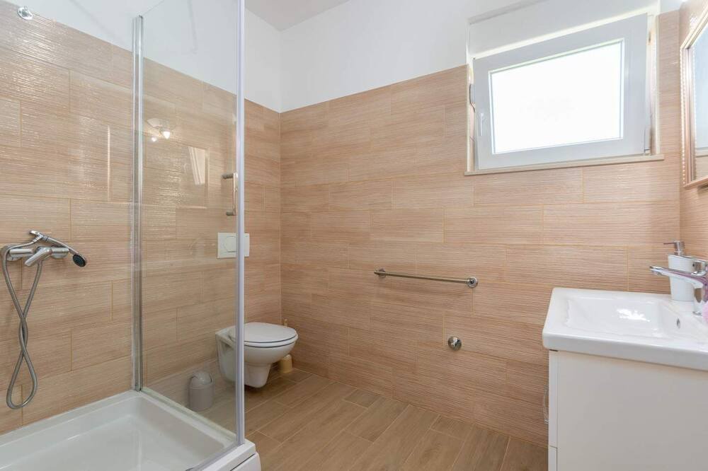 Photo of Bathroom in Trinajstici
