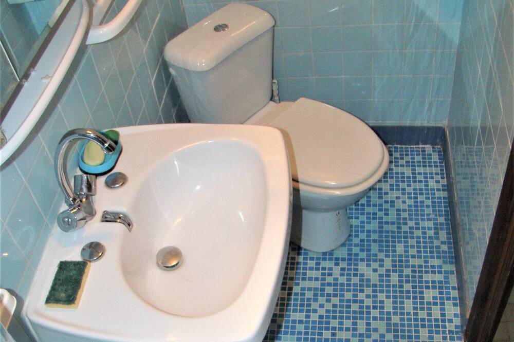 Photo of Bathroom in Chalabre