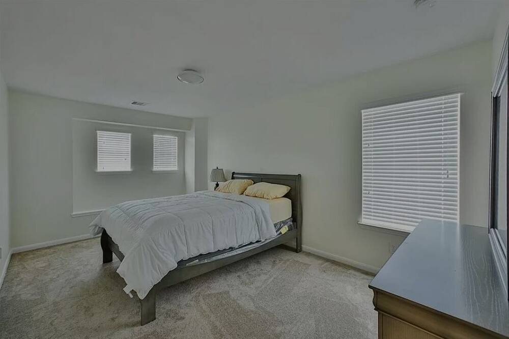 Photo of Bedroom in Cypress
