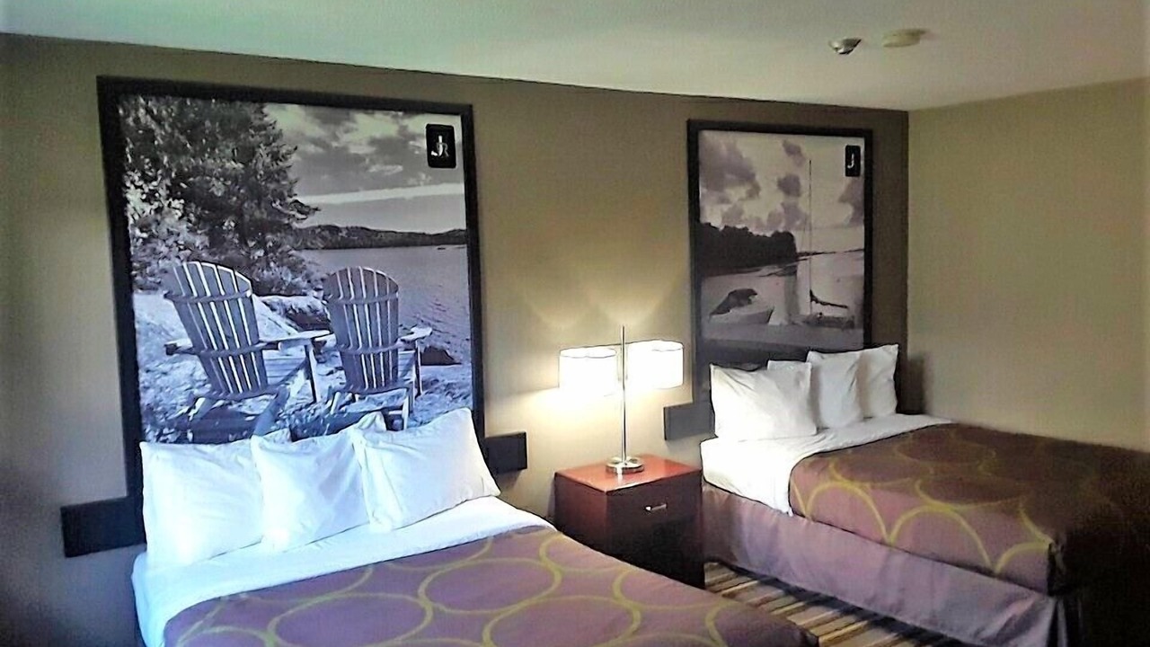Photo of Bedroom in Otter Lake
