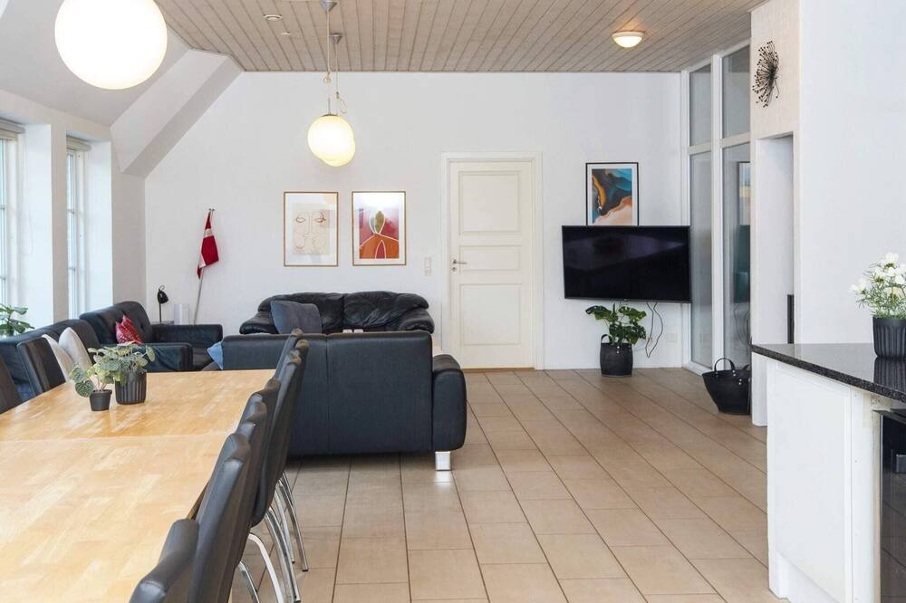 Photo of Others in Øby