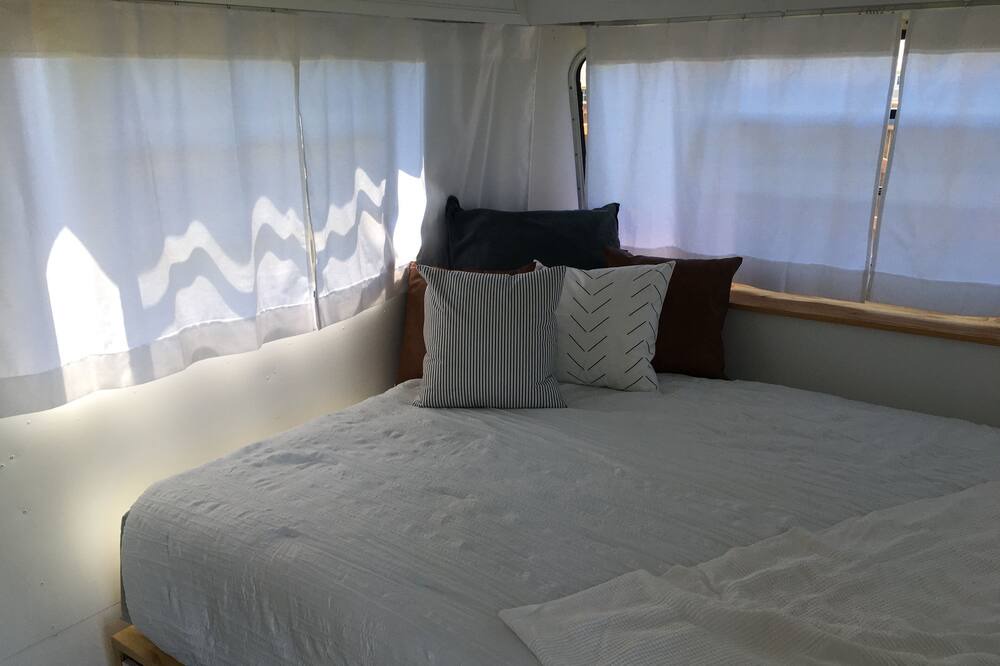 Photo of Bedroom in Justin
