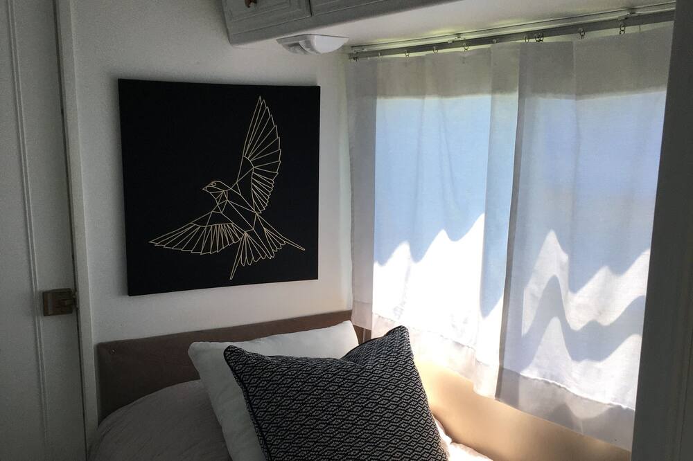 Photo of Bedroom in Justin
