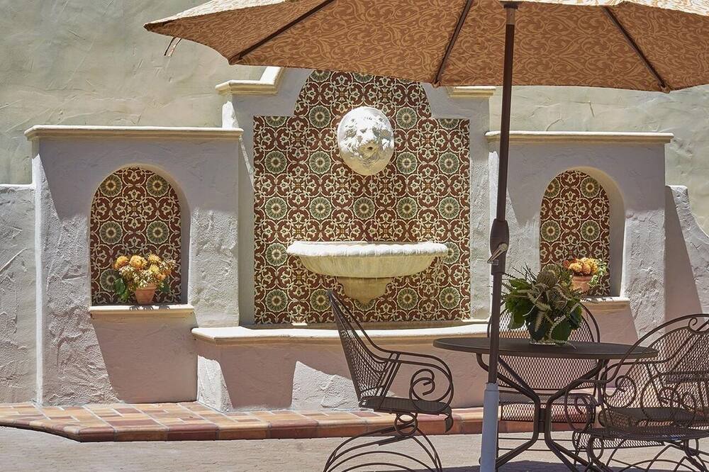 Photo of Patio Balcony in Golden Rectangle