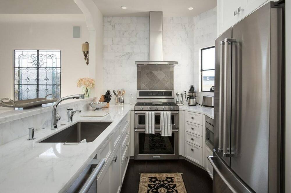 Photo of Kitchen in Golden Rectangle