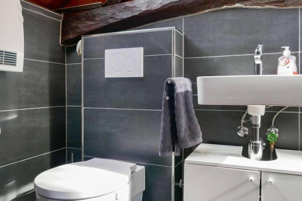Photo of Bathroom in Sobrio