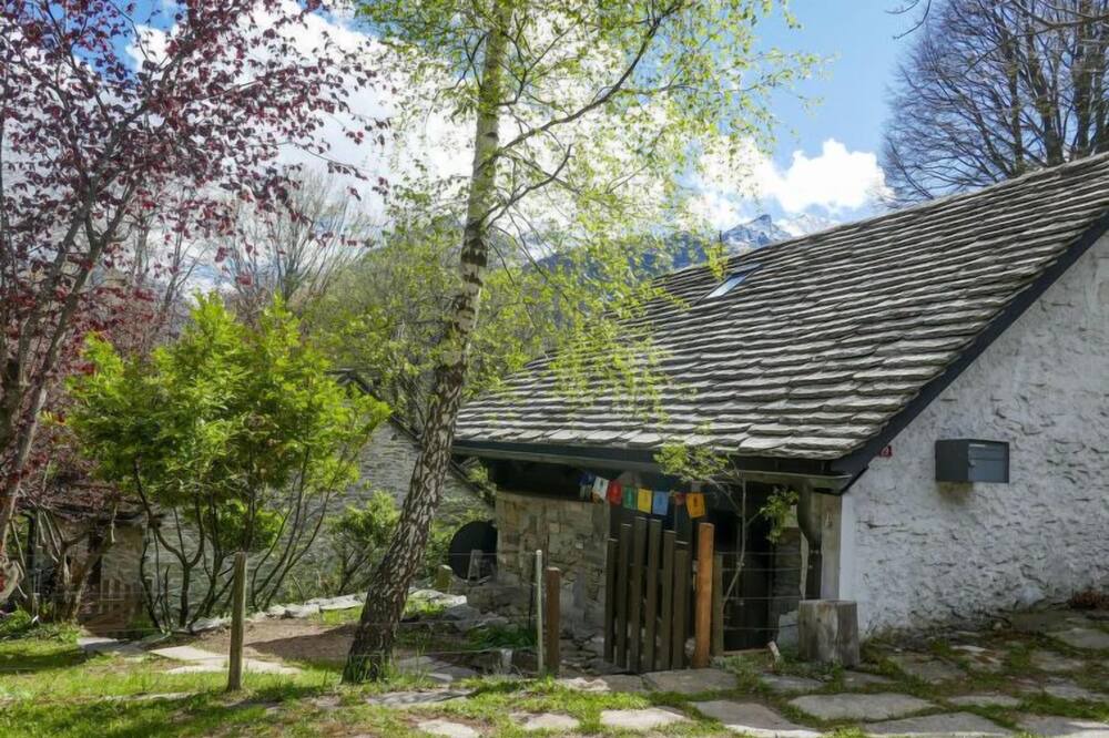 Photo of Outdoor in Sobrio