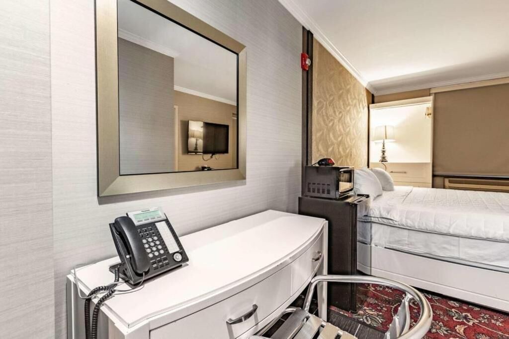 Photo of Bathroom in Borough Park