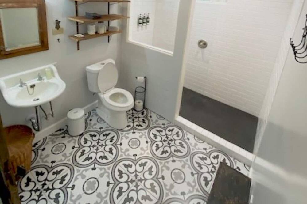 Photo of Bathroom in Burton