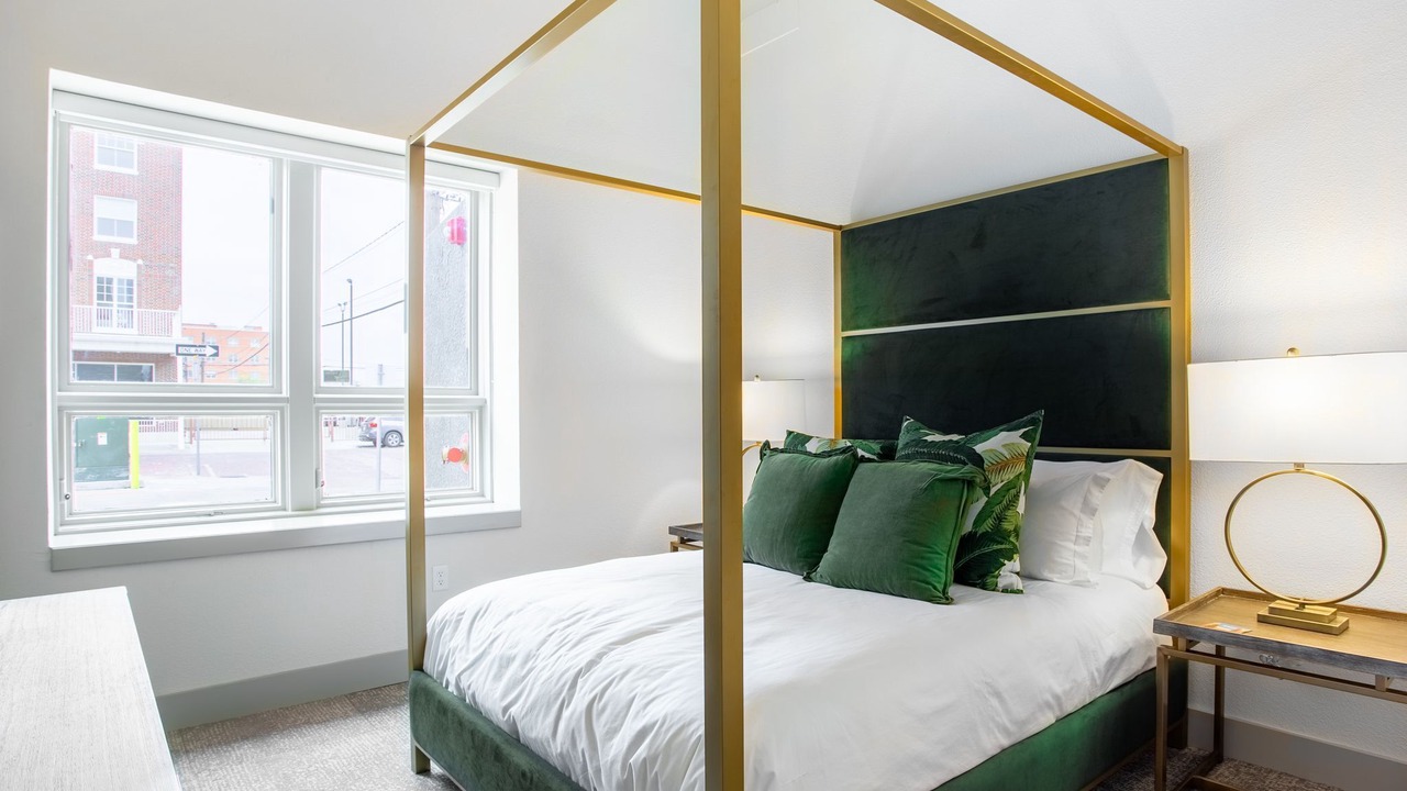 Photo of Bedroom in Downtown