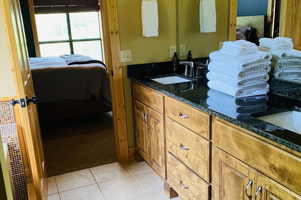 Photo of Bathroom in Wilburn