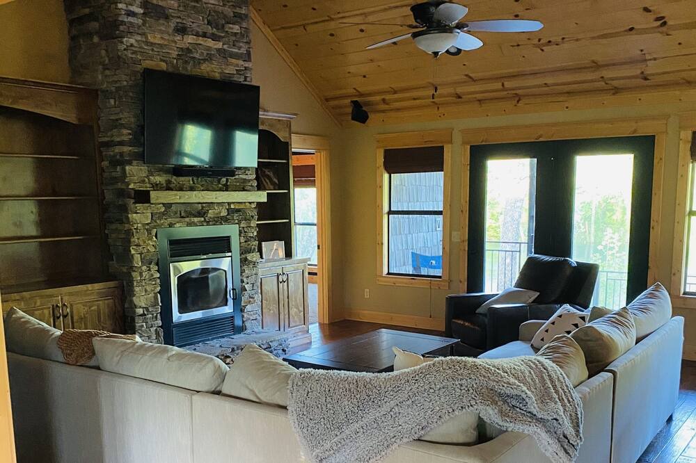 Photo of Livingroom in Wilburn