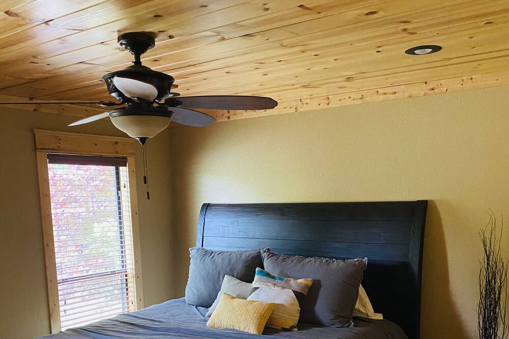 Photo of Bedroom in Wilburn