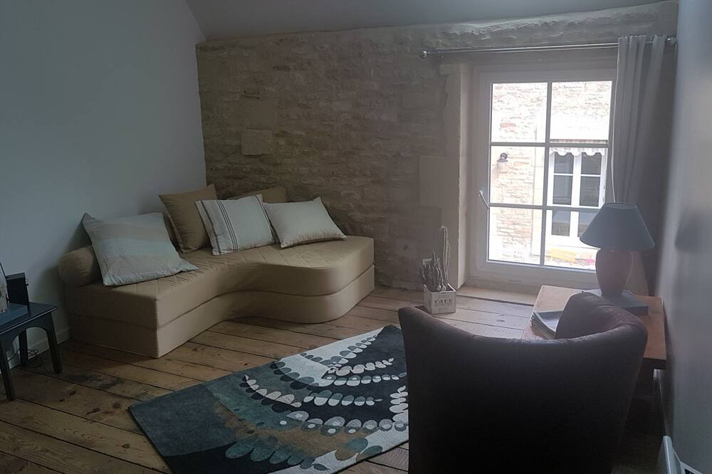 Photo of Livingroom in Periers-sur-le-Dan