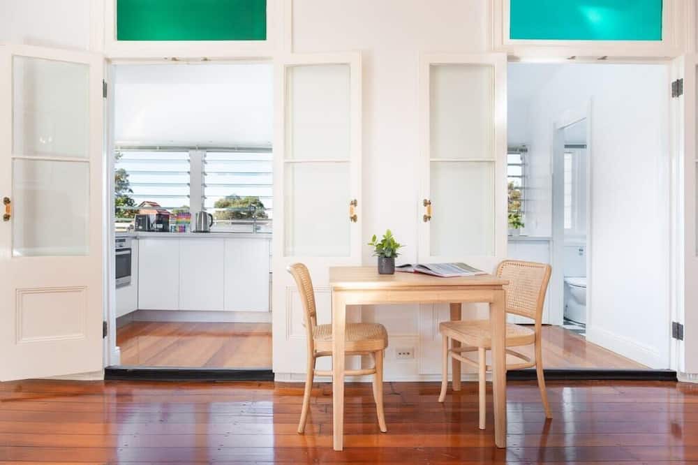 Photo of Others in Petersham