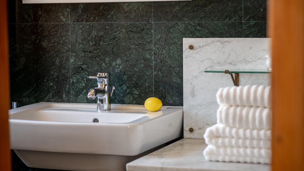Photo of Bathroom in Pile