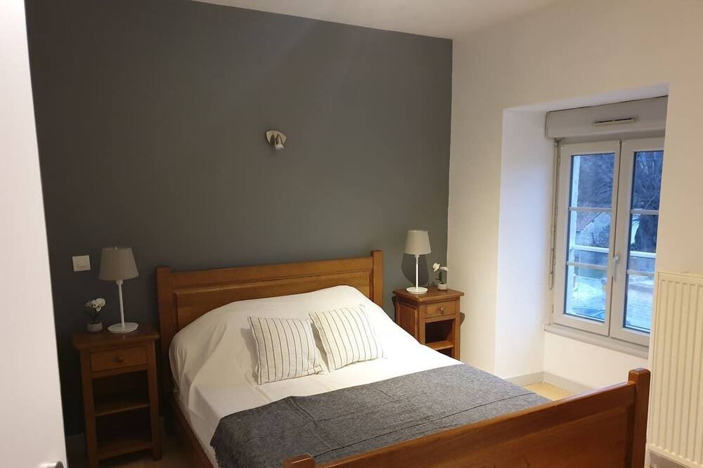 Photo of Bedroom in Villiers-sur-Suize