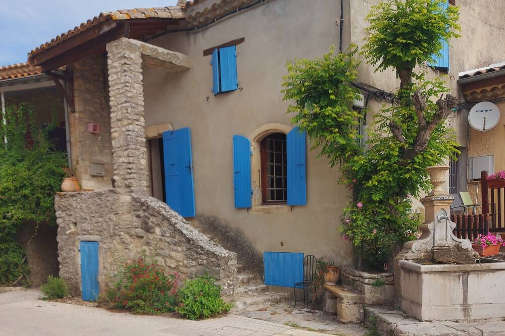 Photo of Outdoor in Chantemerle-les-Grignan