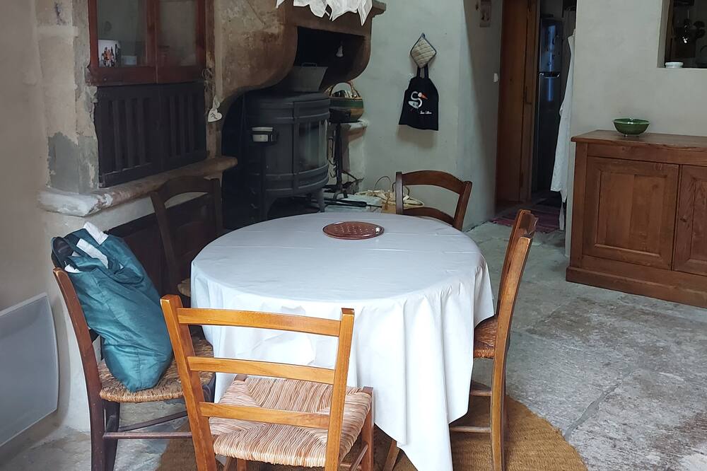 Photo of Kitchen in Chantemerle-les-Grignan