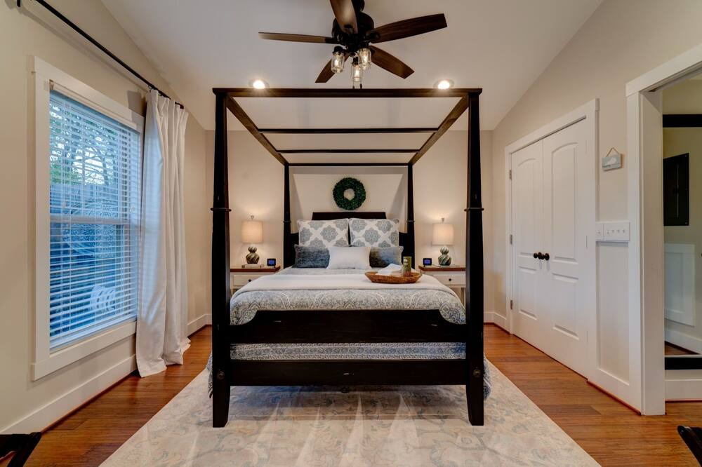 Photo of Bedroom in Wilmore