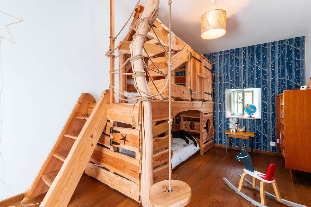 Photo of Others in Bourdeaux