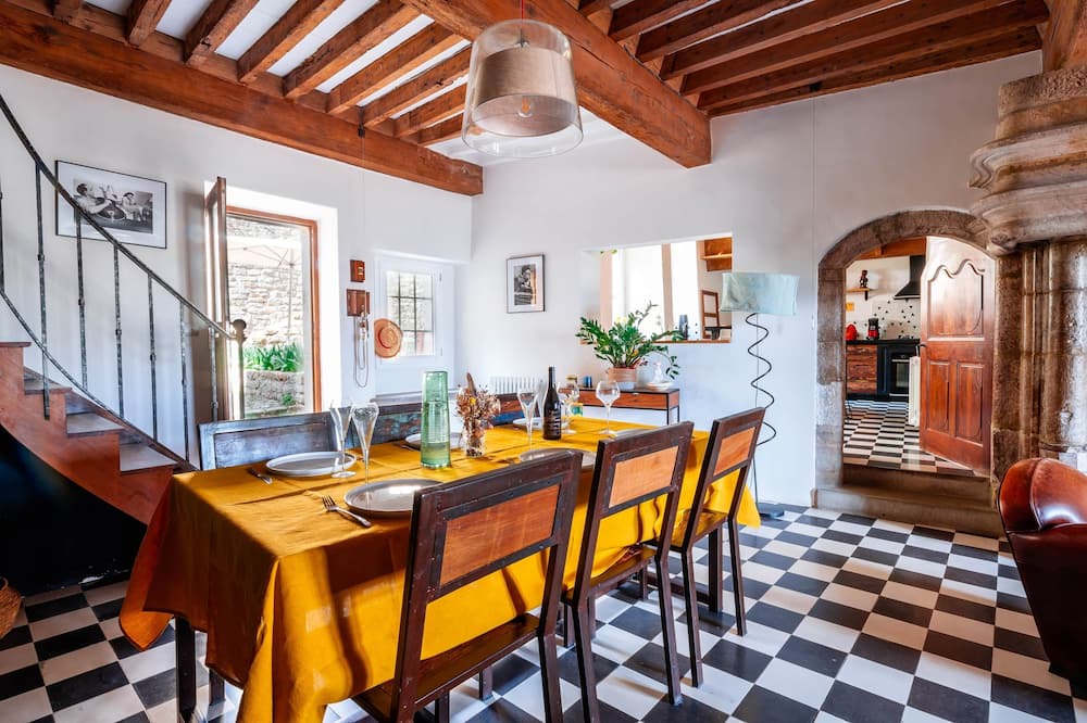 Photo of Others in Bourdeaux