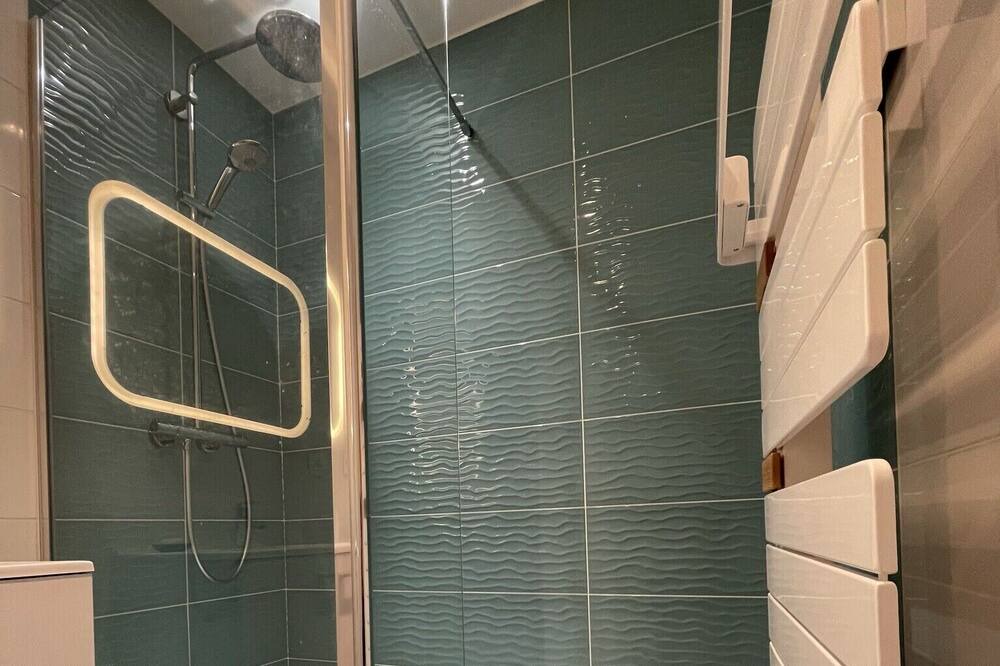 Photo of Bathroom in Saint-Avertin