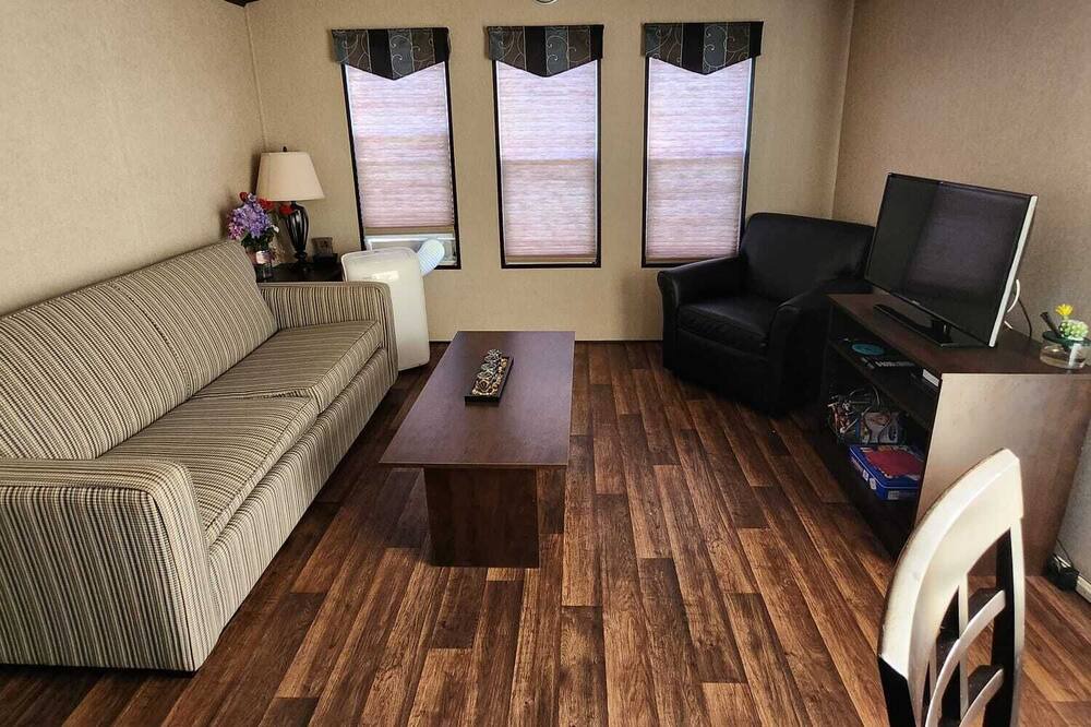 Photo of Livingroom in Queenston